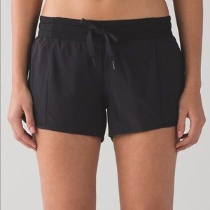 Lulu lemon Hotty Hot Short I Long